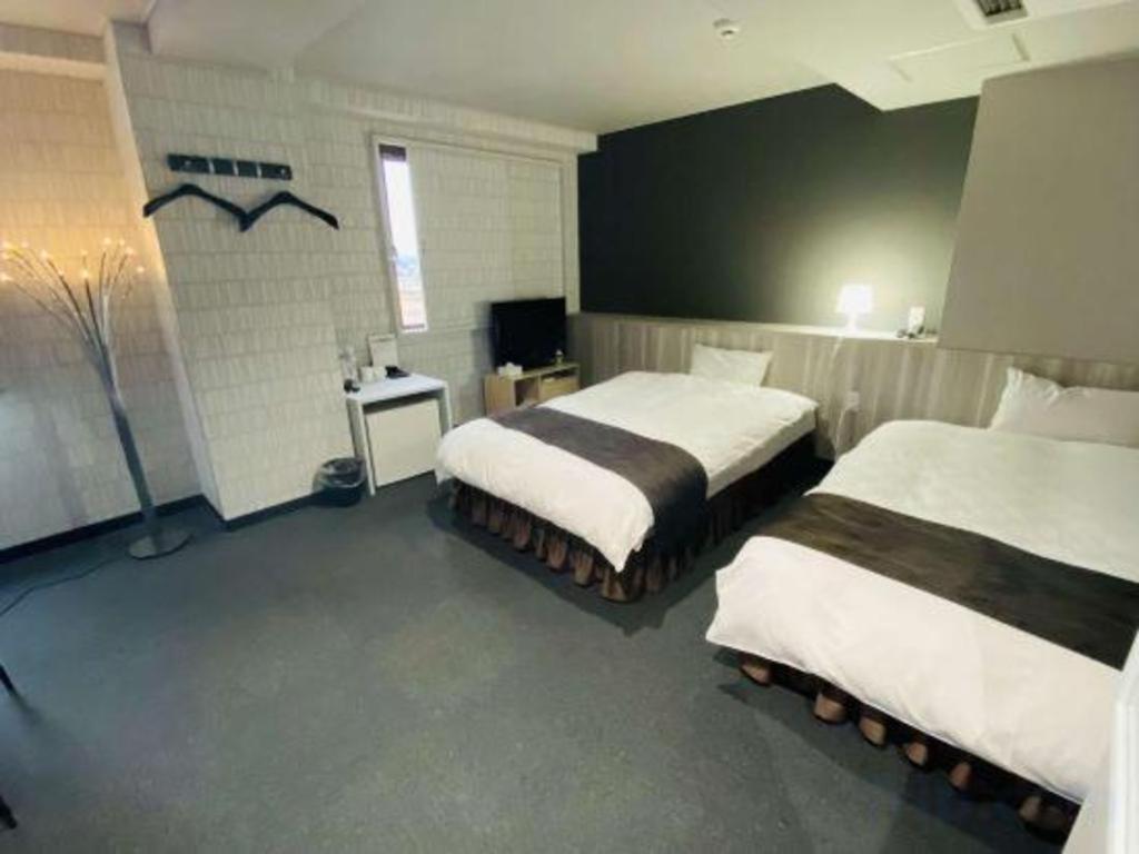 Miyakonojo Sun Plaza Hotel Bagian luar foto